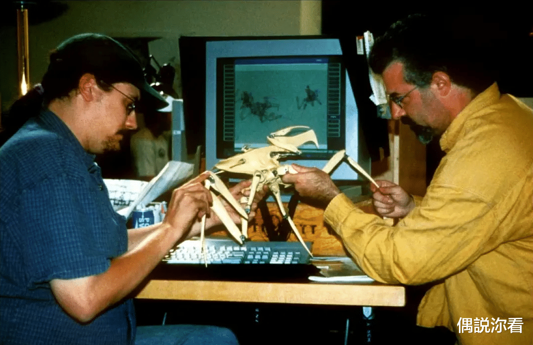 欧美明星|1997年，投资9500万美元的电影，弹药堆积如山吓坏拾荒者