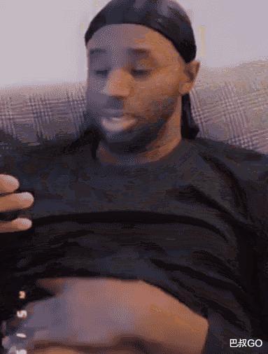 『维金斯』1.48亿被套住？维金斯近照曝光，发福严重+腹肌没了，追梦成圆脸