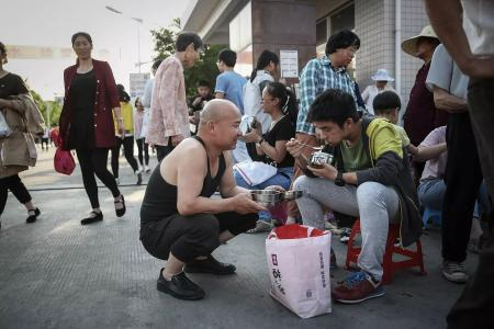 毛坦厂|毛坦厂公布高考成绩遭到网友群嘲：一学期4万8的学费，最高分才674