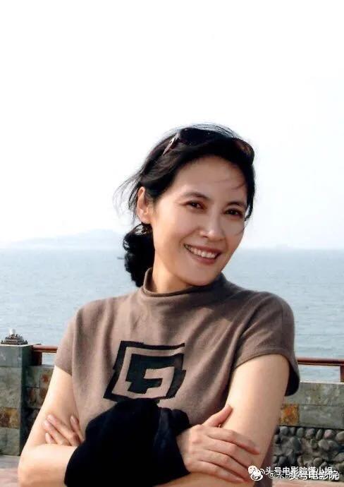 「潘虹」老年版《欢乐颂》开播！5位老戏骨合体，观众：我妈一口气看六集