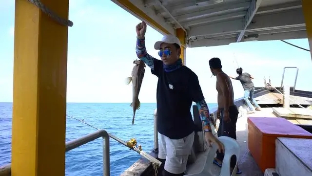 「万州」3天2晚沙巴海钓,吃住全在船上,大鱼接连上钩,过足钓鱼瘾