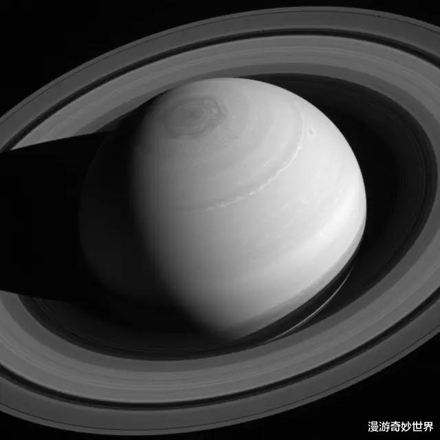 30张让人既兴奋又害怕的宇宙照片,人类太渺小了