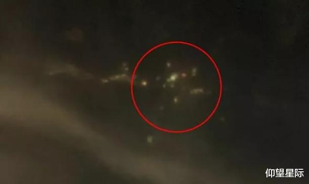 |发生在我国！深圳上空出现“异常现象”，气象专家解释：暖夜灯柱