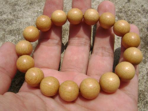 『紫檀』盘点文玩市场常见的四十四种木质手串