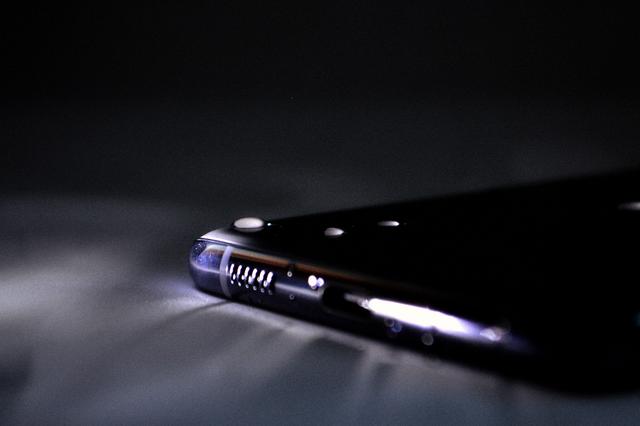 「三星」从来没有想过三星会倒在这个问题上！Galaxy S20+上手体验