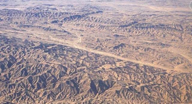 青藏铁路|中国或重启140年前大工程？规模堪比5个三峡，外媒：厉害