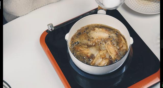 [鸡翅]儿子15岁1米7，就因为爱吃“它”，怎么都吃不腻，个子还在长