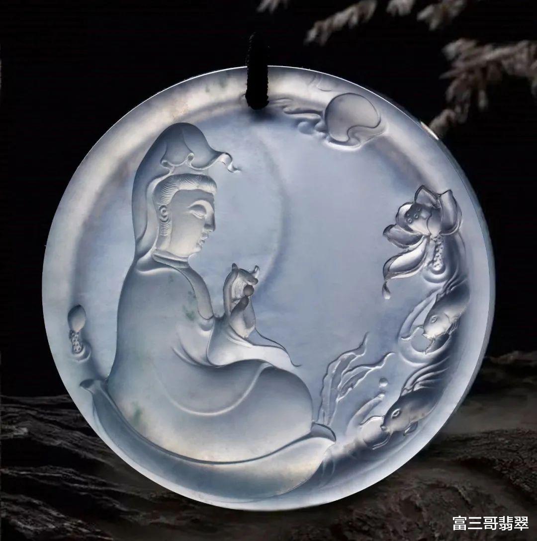 翡翠|翡翠观音都是赤脚，眼睛也是闭着的，你知道为什么吗？