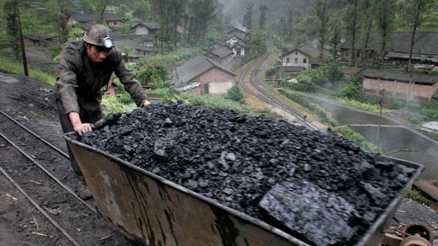 新疆维吾尔自治区|我国煤炭储量最大的县城：保守估计有2千亿吨，一人能分到6亿！