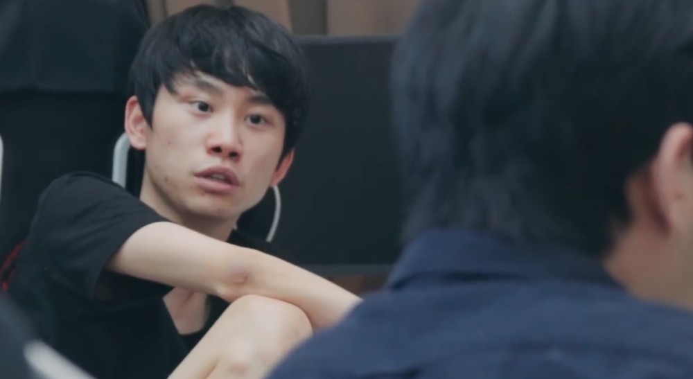 金泰相|Doinb人设崩塌，观众：我们看你直播但不代表我们是傻子