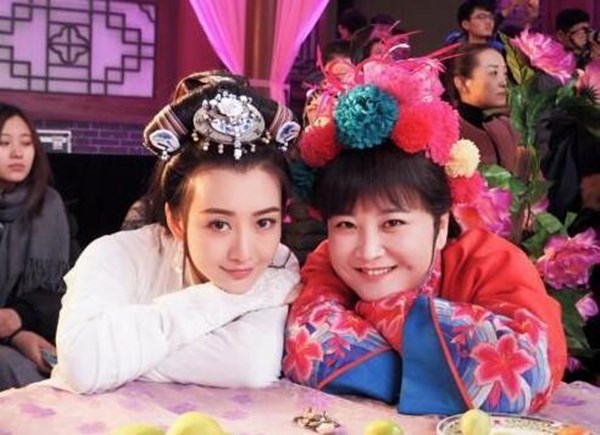 张纪中|贾玲亲姐姐身份曝光，原来是我们熟悉的她，难怪贾玲那么火！
