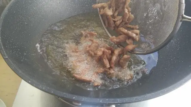 香菜|“天然青霉素”被发现，隔天吃1次，清肺热止咳，冬天要常吃