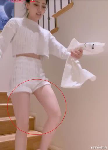 【徐璐】徐璐还不到90斤为何要减肥?看到她穿三分裤的腿型,找到答案了