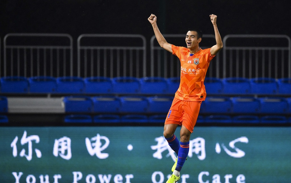 上海申花|鲁能球员赛后评分：卡达尔7.3分，佩莱7.4分，此人才是全场最佳！