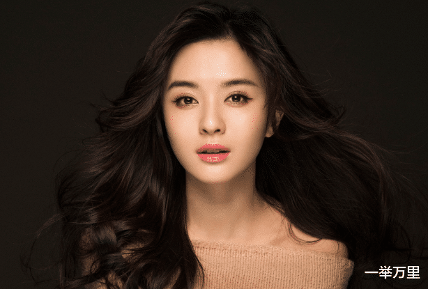 护士|演过护士的女演员，一位被称为最美护士，一位被称为职场小辣椒