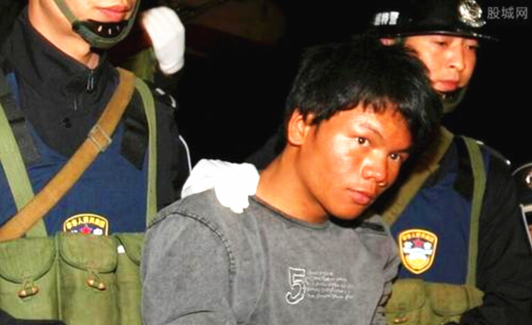 热点趣事|极具讽刺：“3天杀4人马加爵案”主审法官刀文兵，因涉嫌故意杀人罪被提起公诉