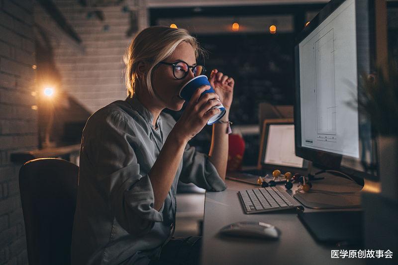 『恶性肿瘤』我国每分钟七人确诊癌症，医生忠告，40岁以后，晚上请坚持四不要