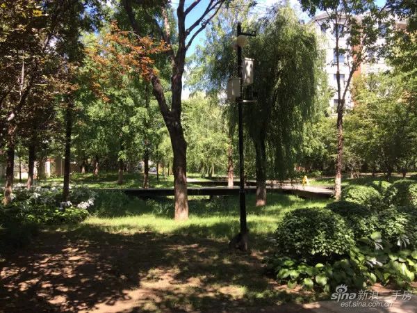 西山脚下的天然氧吧-四季香山小区