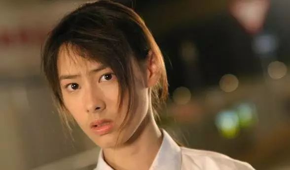 梁洛施|拒绝5亿分手费,“甩掉”300亿富二代,这个豪门弃妇又绝地翻身了