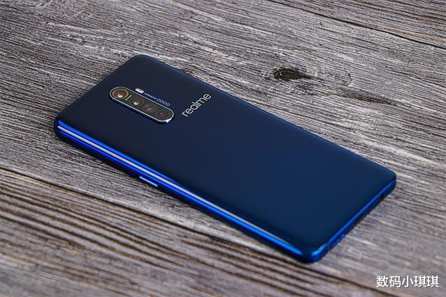 12306|12G+256GB已降至2499!看似性价比很高,懂行人劝你别买了