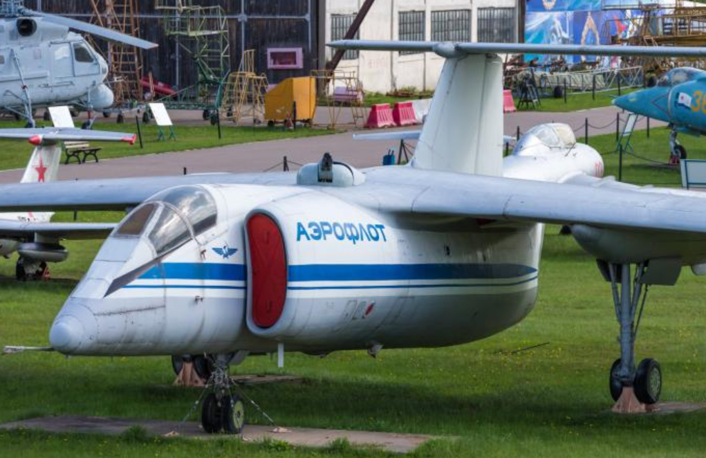 【UFO】在日本出现的UFO不罕见，去年曾现身云南，被歼10C高空击落