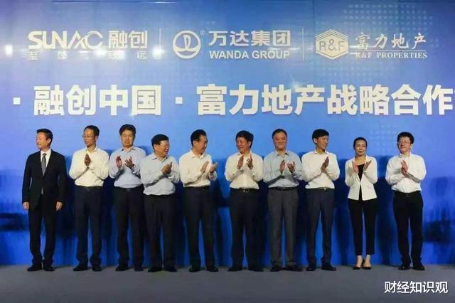 王健林|王健林每天“损失”2亿，“扛不住”要走回头路？