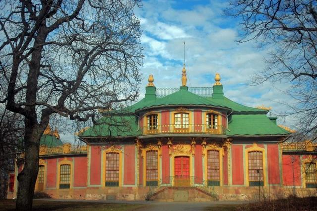 欧洲▲当年，整个欧洲狂热模仿中国建筑；如今，中国却山寨了整个世界