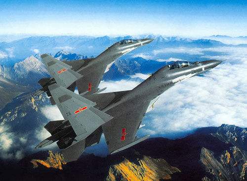 中美|中美军事实力差距有多大？中国专家说出大实话，20年内无法超越