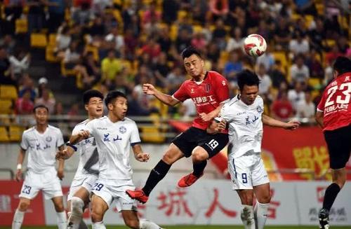 四川省|成都争冠受阻,四川保级大捷,两支球队同时登顶榜首,保级无忧了