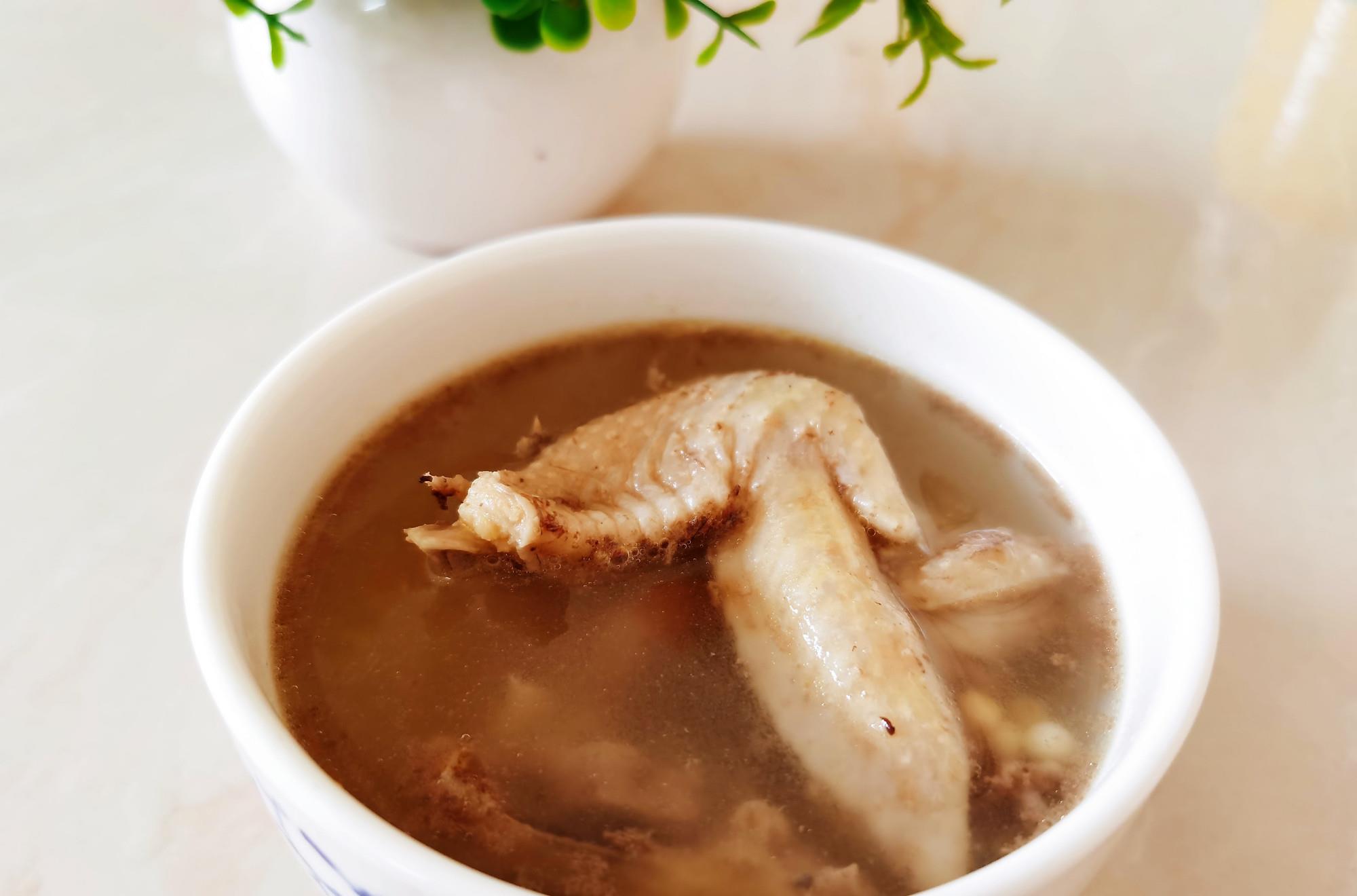 【青椒】6月多给孩子做汤，比牛奶豆浆营养，一周吃3次，雷打不动