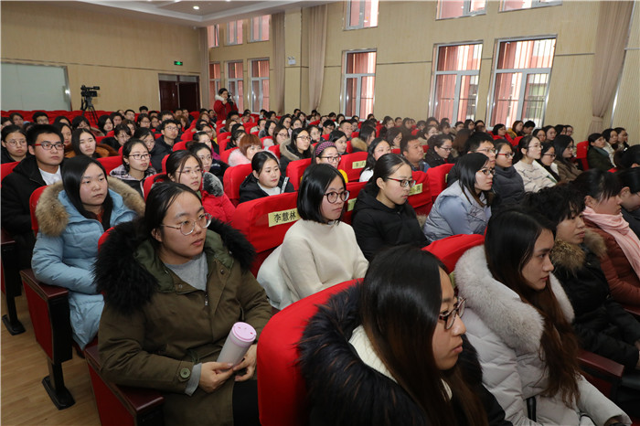 #体罚#家长举报老师,为什么“告必赢”?为什么教师无错,教育部门领导也不敢保护?