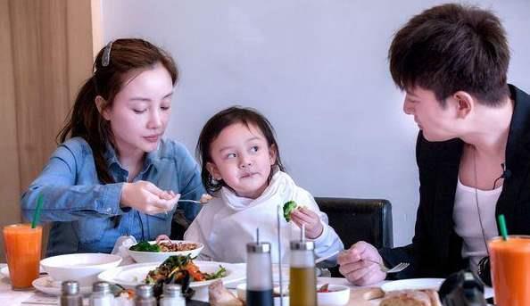 李小璐■贾乃亮李小璐复合信号多多,马苏态度改变意味深长