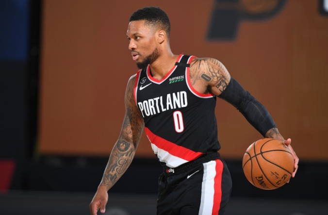 湖人队|杨毅分析西部第八局势，湖人真麻烦了，可能打完开拓者打火箭