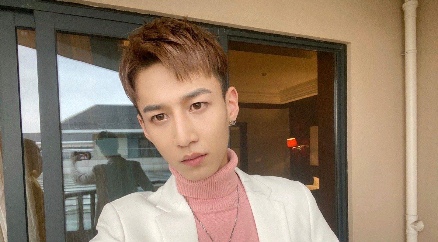 『温婉』《带你去旅行》校长张驰与网红温婉恋爱!521官宣网友表示恭喜!