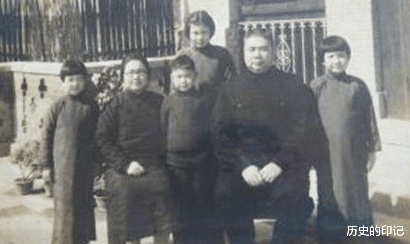 冯玉祥|冯玉祥唯一健在的儿子，如今103岁资产千亿，拒绝改换国籍