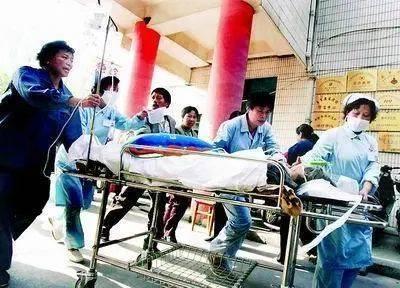 [红枣]28岁小伙半夜突发肾衰竭，医生叹气：1件事做的太多，竟也不忍忍