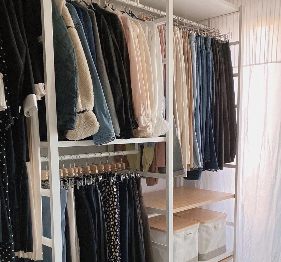 『』走进韩国女主的家，真的受益匪浅！全屋物品罗列得有条不紊，养眼