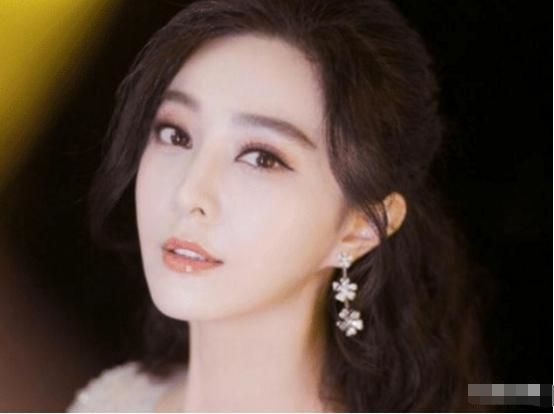 杨丞琳|“无戏可拍”的四位女星，前3位是无人敢用，唯独她成了人生赢家