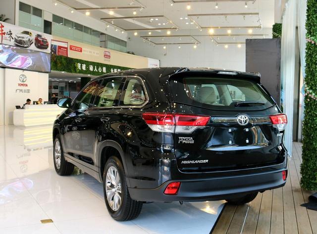 丰田汉兰达|丰田7座SUV新标杆：2.0T+6AT，颜值不输途昂，空间比锐界给力！