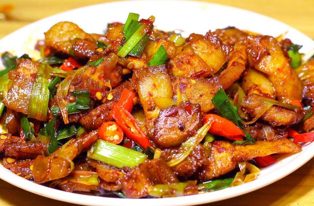 「五花肉」三道家中常备的家常荤菜，学会的话家里来客人就不怕了！