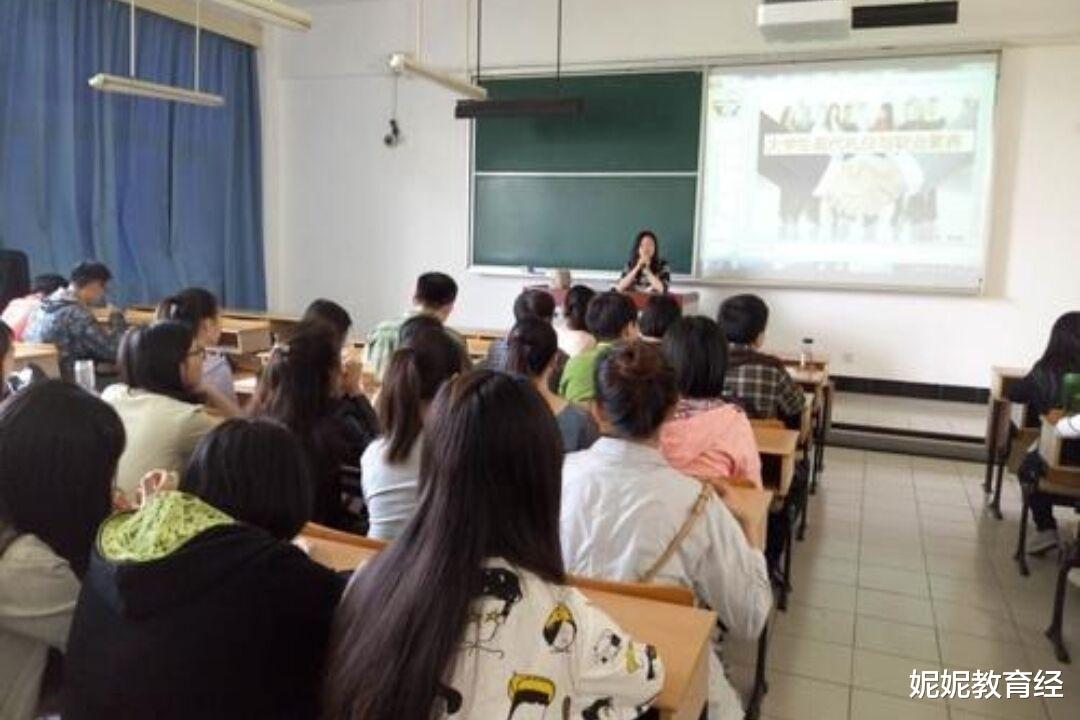 大学|大学被调剂到不喜欢的专业？不用急着复读，这3种途径也未尝不可
