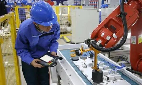 临床医学|高考成绩“不理想”，建议报考这5个专业，即使专科也很好就业！