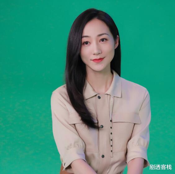 白冰|白冰前夫丁一回应离婚风波，否认自身取向传闻，京城四美现状唏嘘！