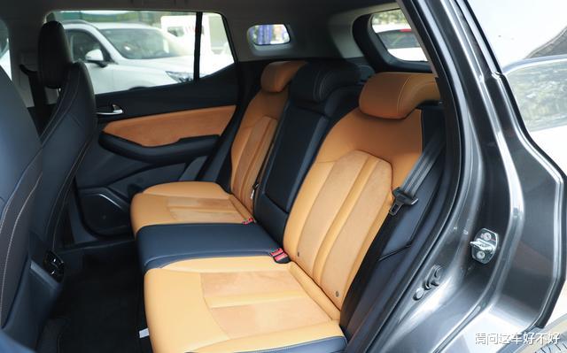 传祺GS4|广汽又成功了，新车上市15天订单过万，满油跑830km，比皓影帅气