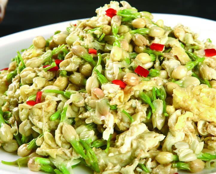 [槐花]鸡蛋和“此物”一起炒，肝干净了，咳嗽好了，滋阴润燥，血管不堵塞！