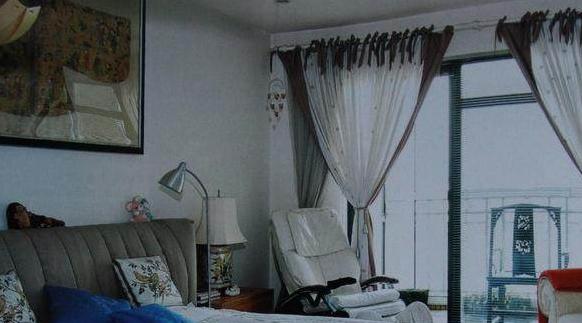 蔡国庆|带你看看蔡国庆的豪宅,家具都是拿来观赏的,还用玻璃罩封起来了