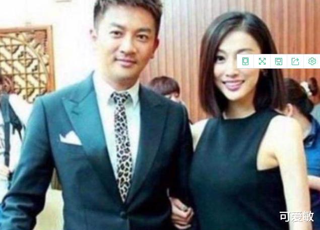 『苏有朋』低调了16年 ,47岁苏有朋妻子终于曝光,原来是大家熟悉的她