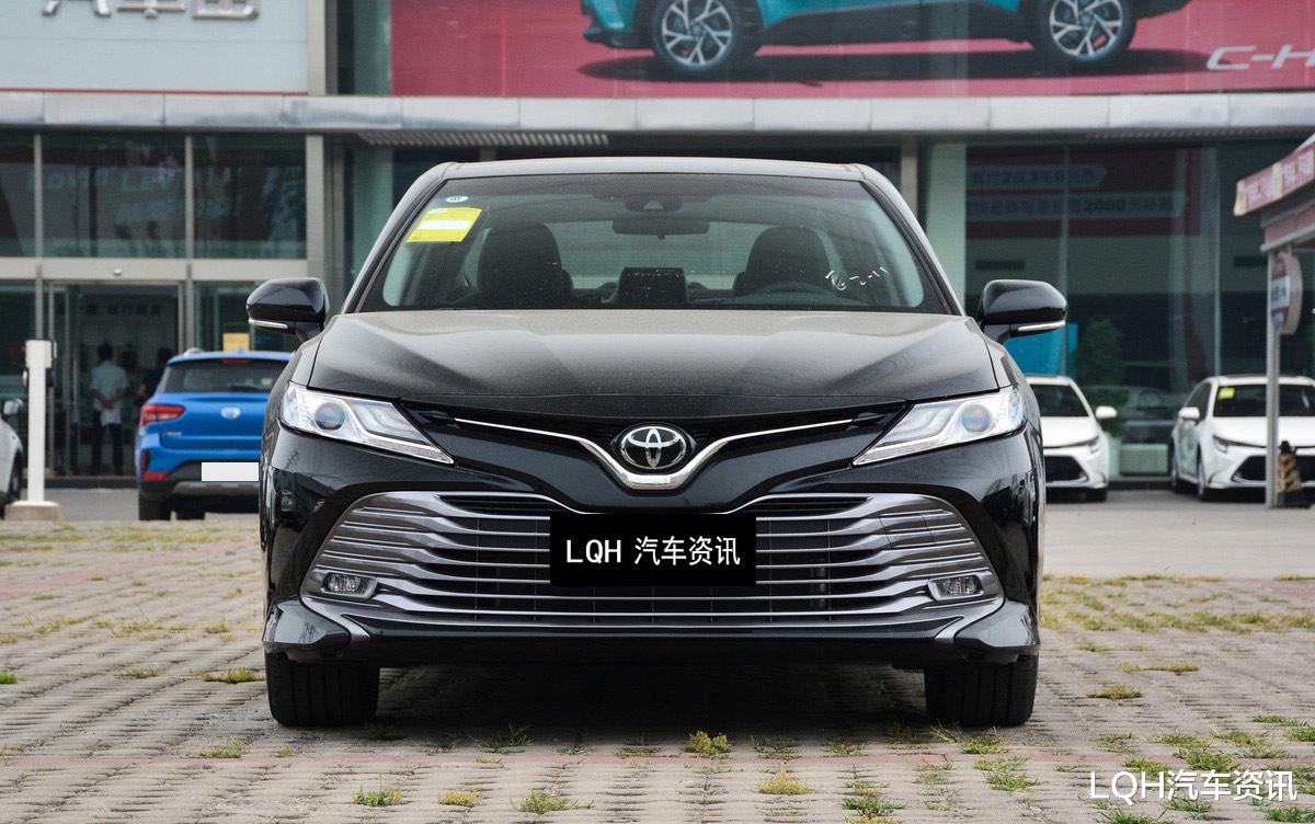 「丰田凯美瑞」它才是丰田真正的“省油王”，油耗4.1L，还是保值率最高的B级车