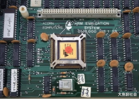 华为|华为“技尽芯绝”？又一巨头突然宣布，结果让任正非始料不及