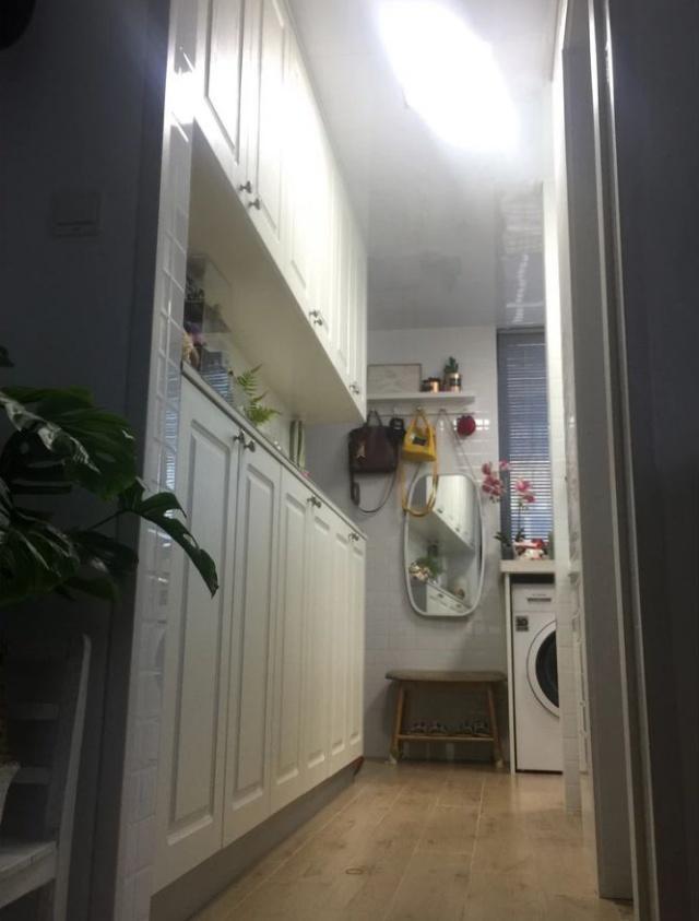 「」晒晒我40㎡小蜗居，进门正对厨房，客厅只有6㎡，一样很温馨！